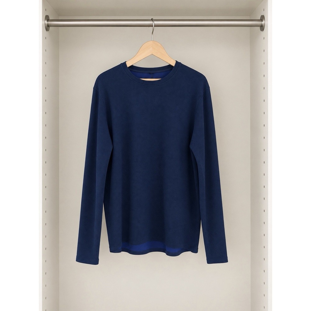 Lululemon Men's Long Sleeve Crew Neck  Shirt Size XL Navy D-8